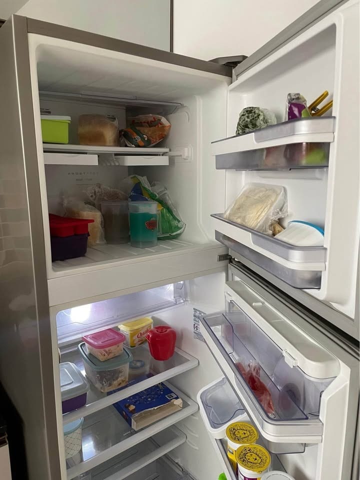 Geladeira Electrolux inox 410 litros funcionado perfeitamente